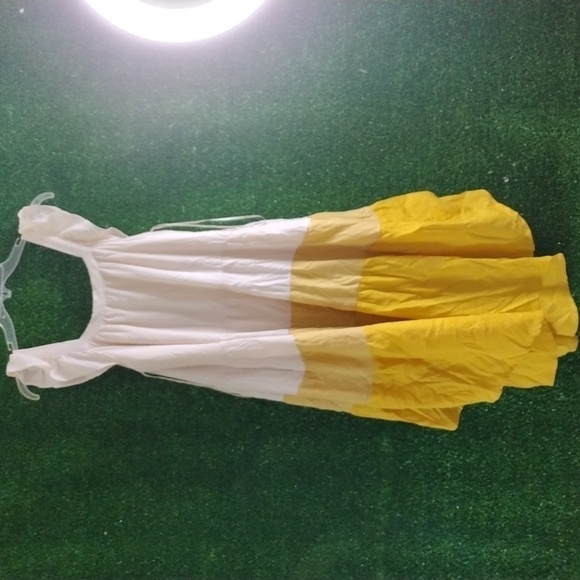Moodie yellow and cream dress MIDI - Picture 5 of 6